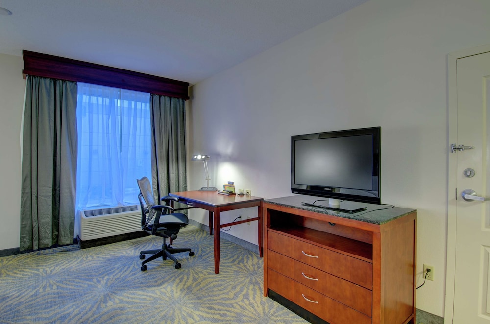 Hilton Garden Inn Norwalk 59/71