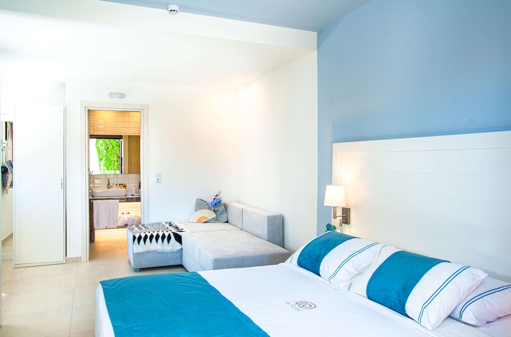 Acrotel Lily Ann Village 18/50