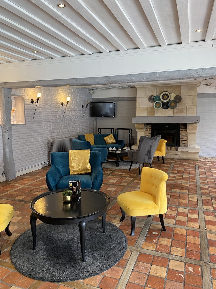 HOTEL LE CLOS DEAUVILLE SAINT-GATIEN 40/57