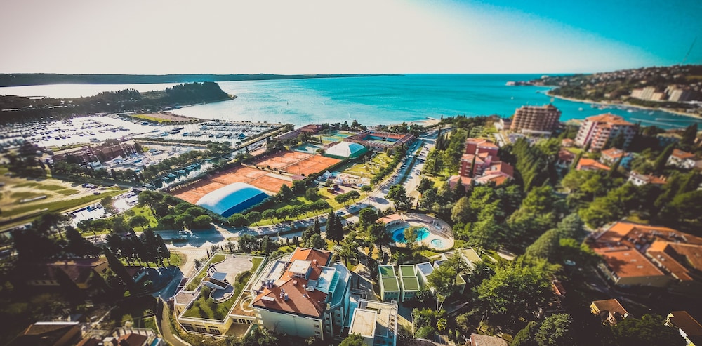 Boutique Hotel Portorose 74/78