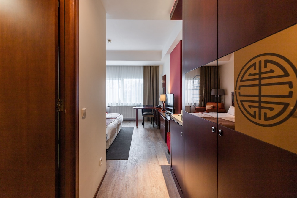 Shanghai Hotel Holland 43/71