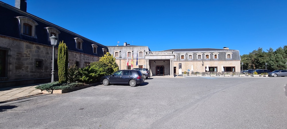 Parador De Gredos 35/49