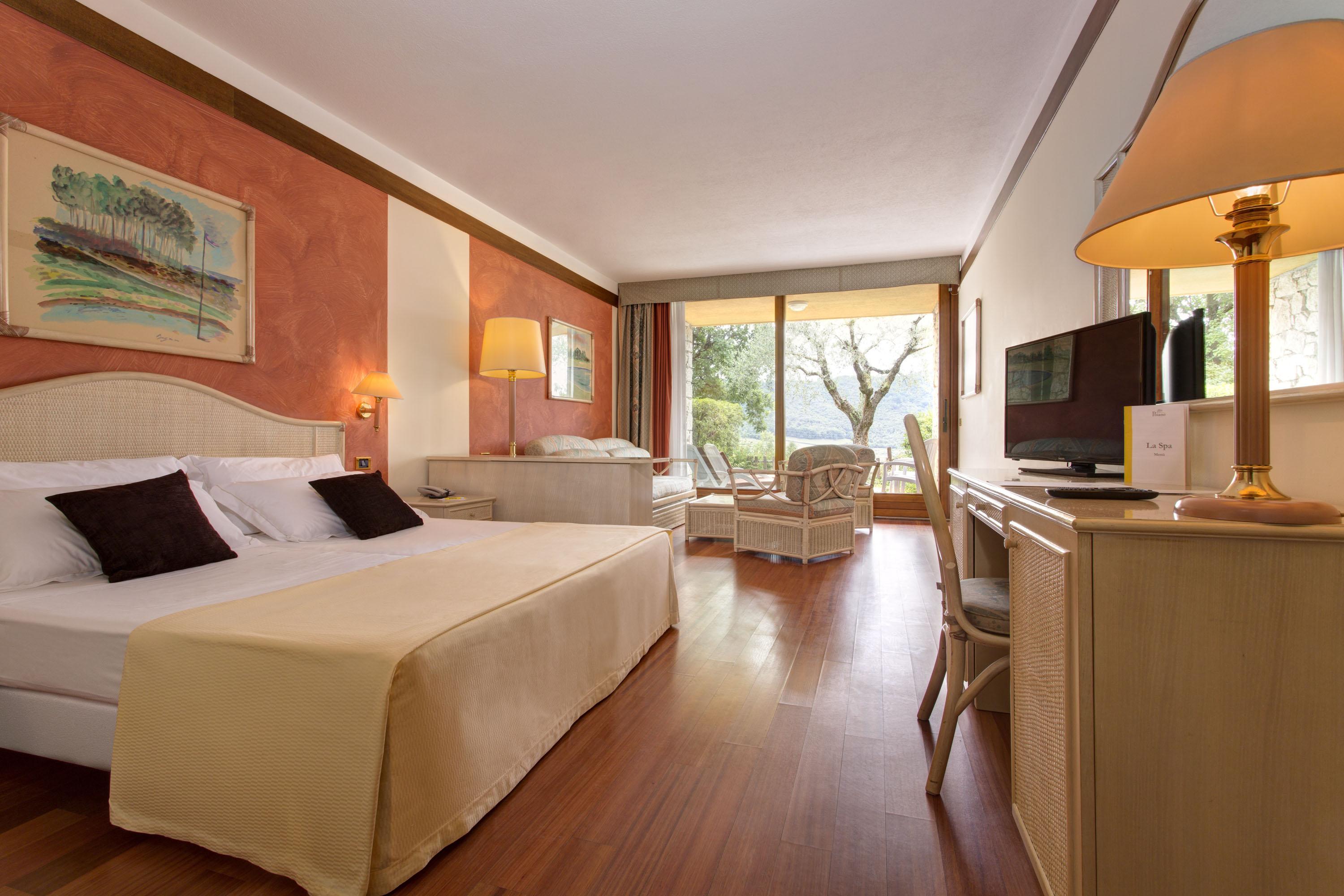 Junior Suite, Lake View, Balcony or Terrace