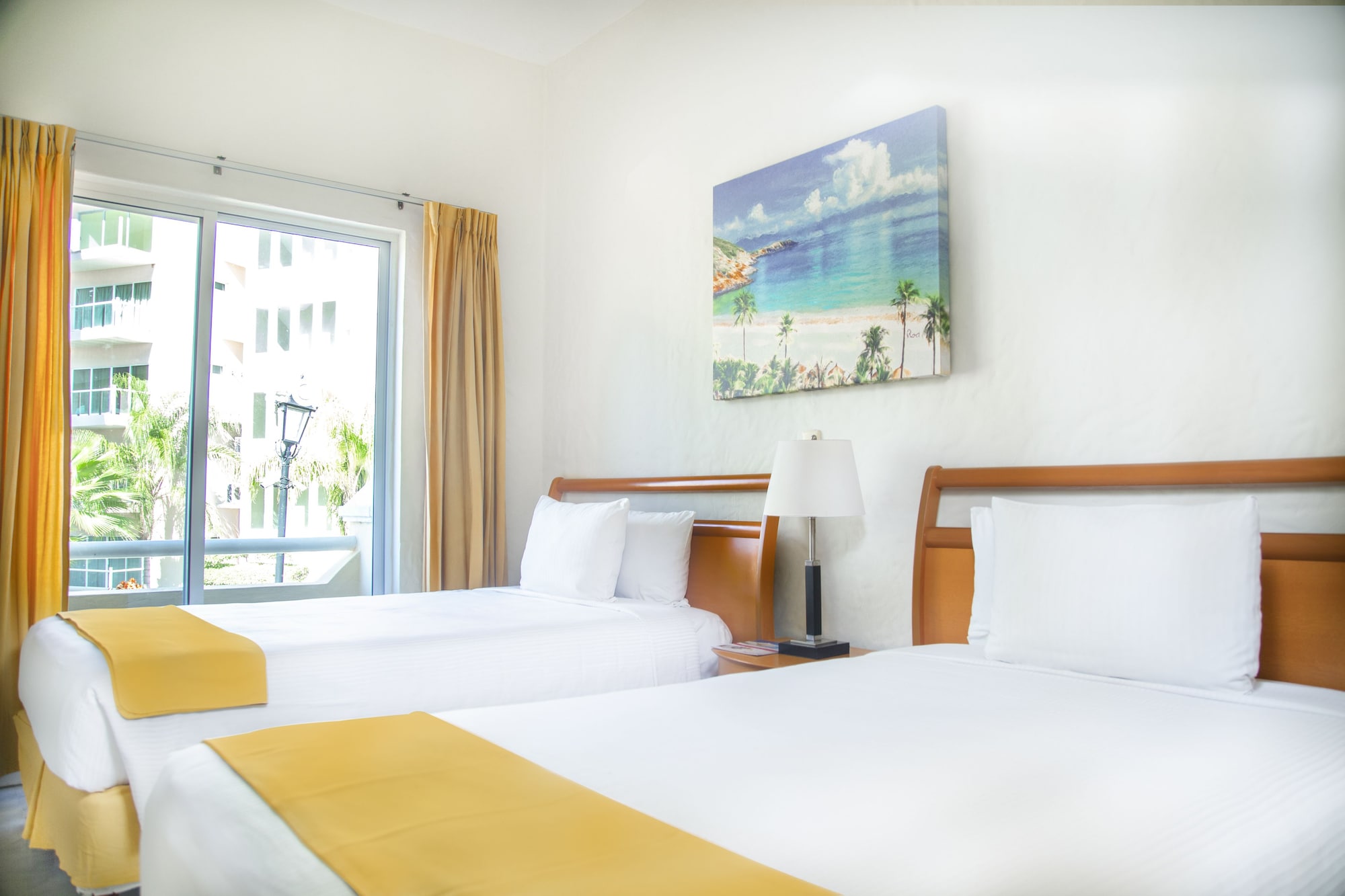 3 BEDROOMS, DELUXE, VILLA, HOT TUB