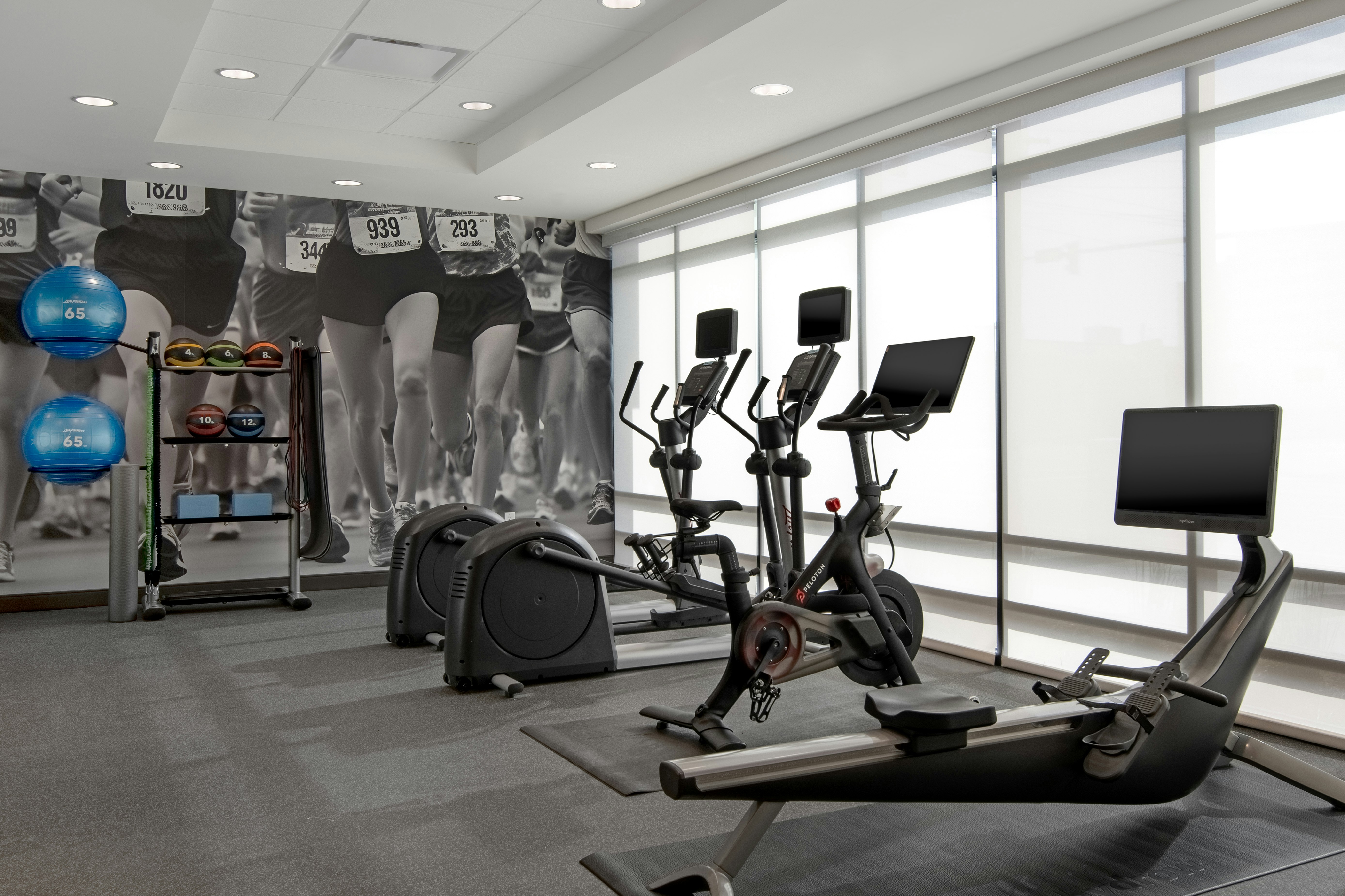 Home2 Suites by Hilton Jacksonville Downtown FL 13/29