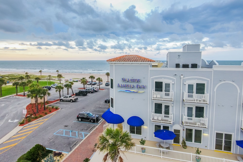 Seaside Amelia Inn 7/64