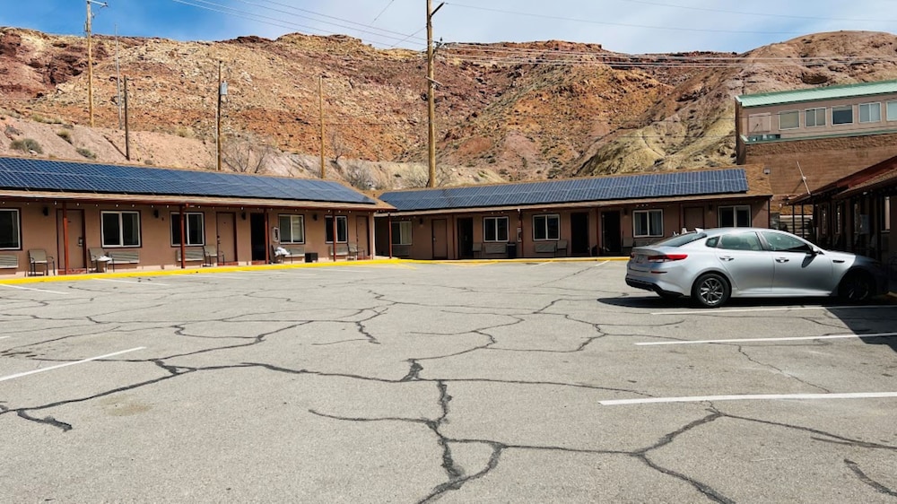 Inca Inn 49/57