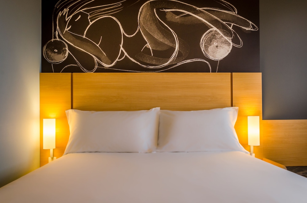 Ibis Porto Alegre Assis Brasil 18/74