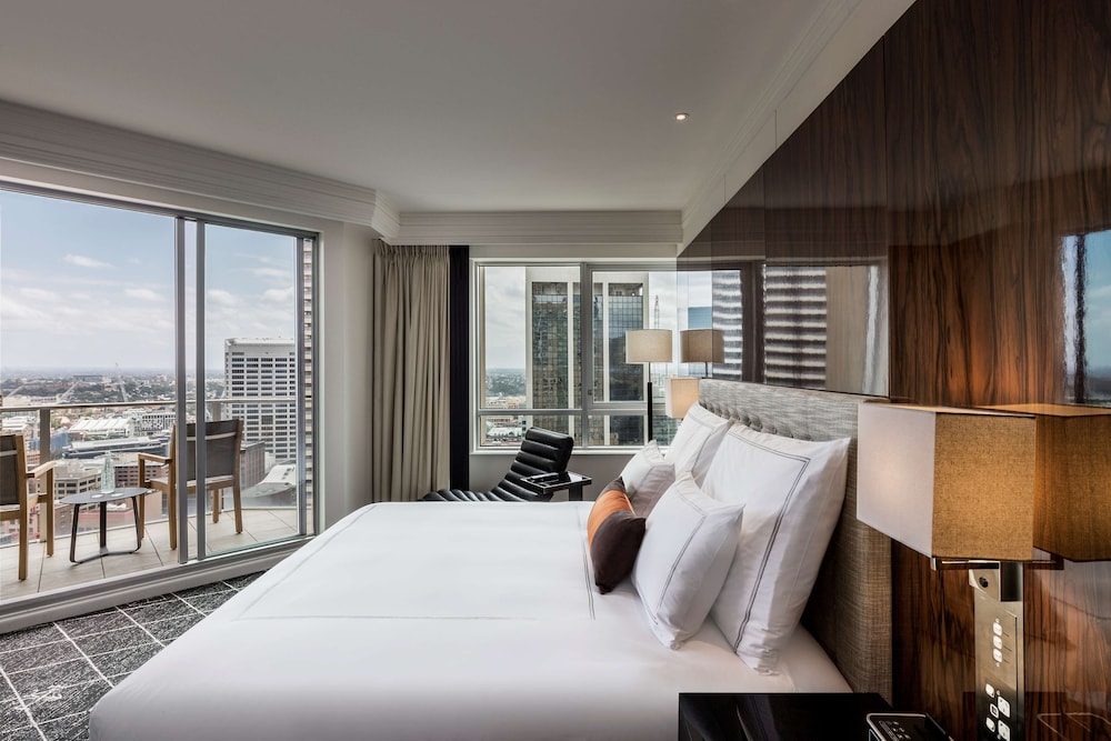 Swissotel Sydney 51/73