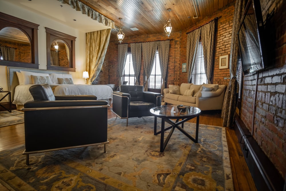 The Hackett Hotel 21/34
