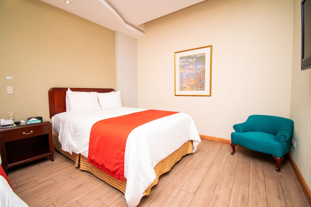 HOTEL SAN CARLOS 26/85