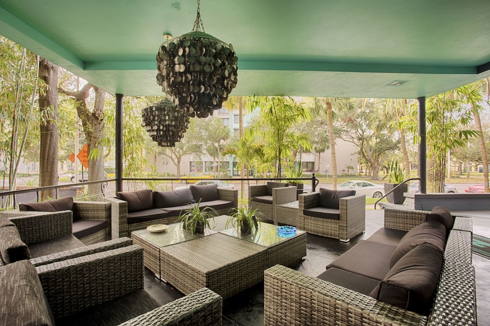 Avalon Hotel Downtown St Petersburg 34/53