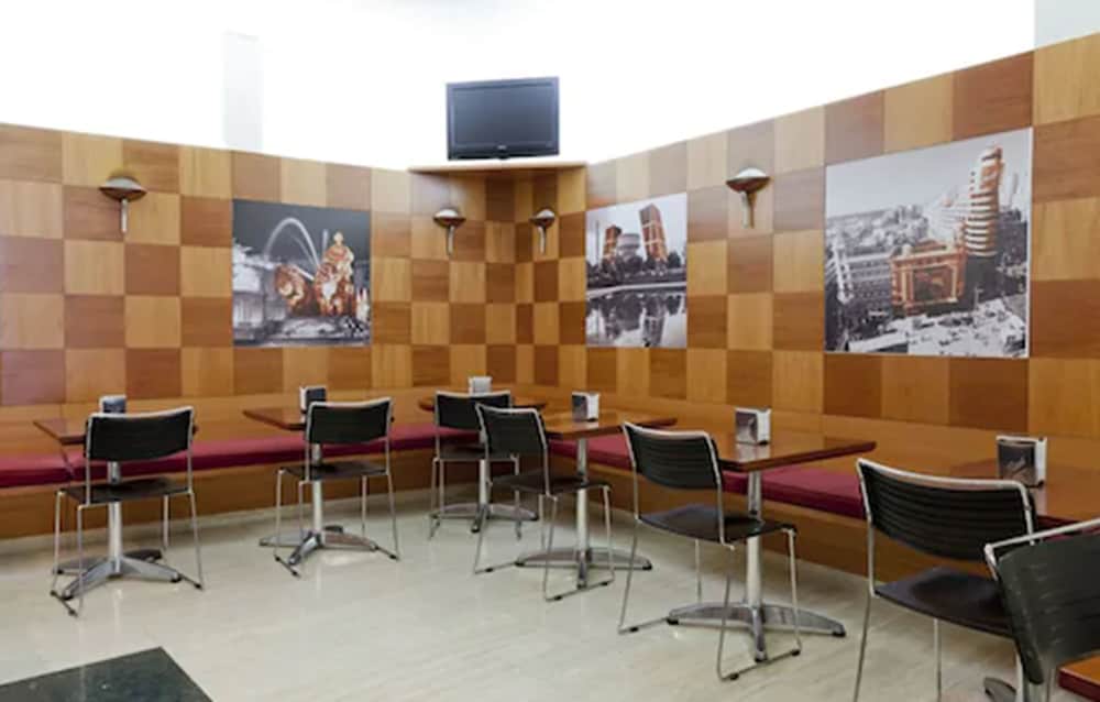 MADRID TORREJON PLAZA 42/52