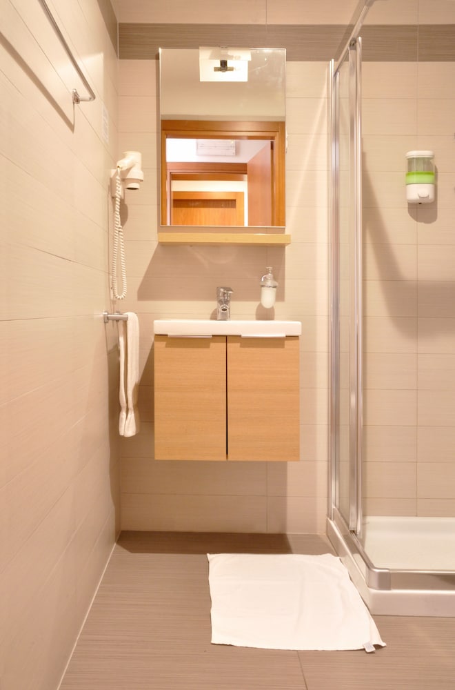 Hotel Mezzaluna 20/50