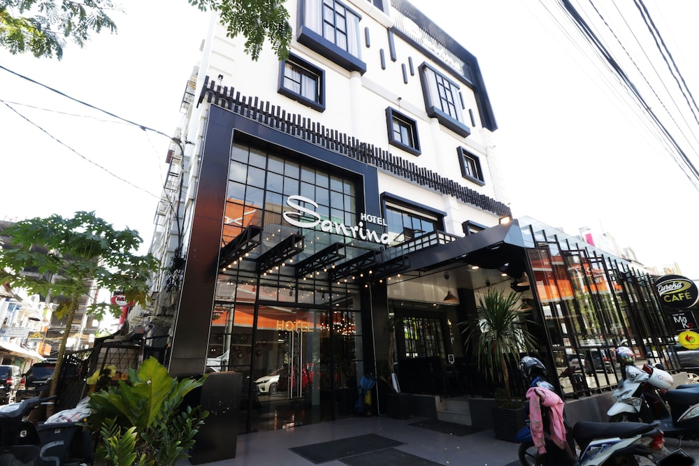 Hotel Sanrina Makassar 1/70