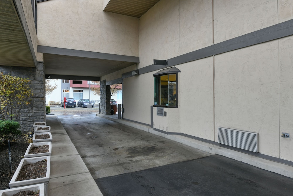 Olentangy Motor Inn 4/16