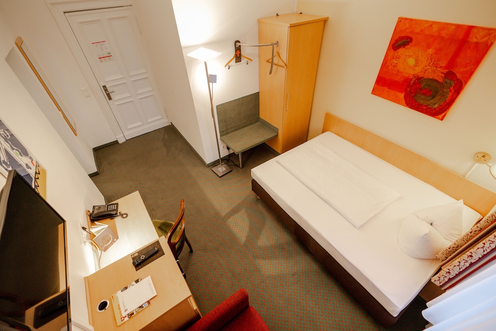 Hotel Tiergarten Berlin 36/71