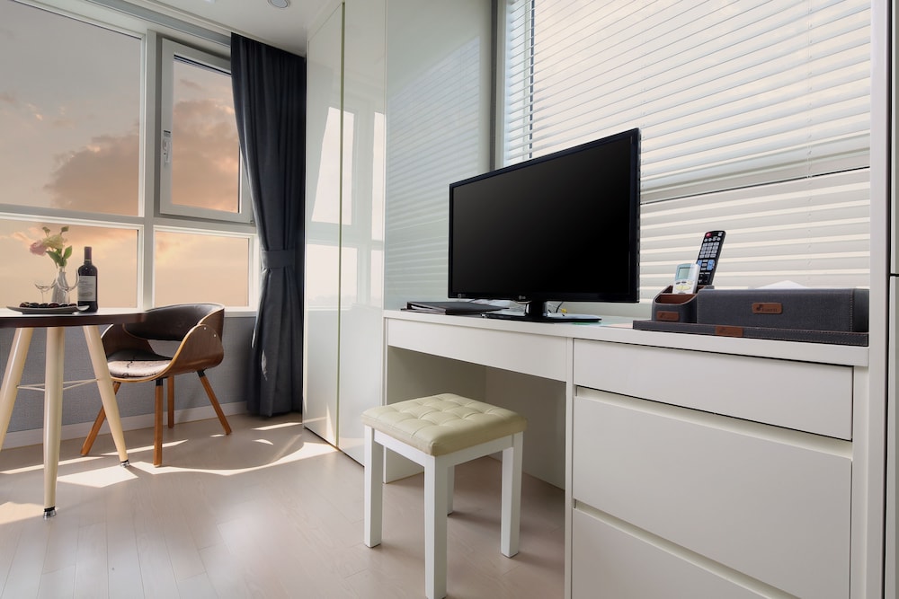 Ever8 Serviced Residence 41/47