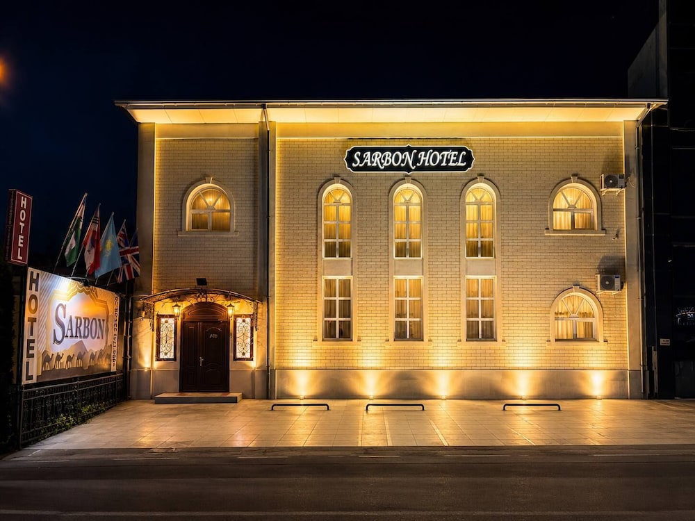 Sarbon Hotel 2/72