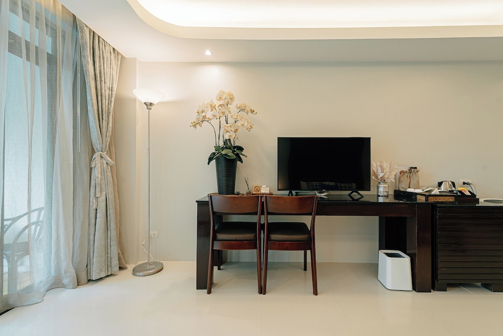 The Bihai Hua Hin 40/50