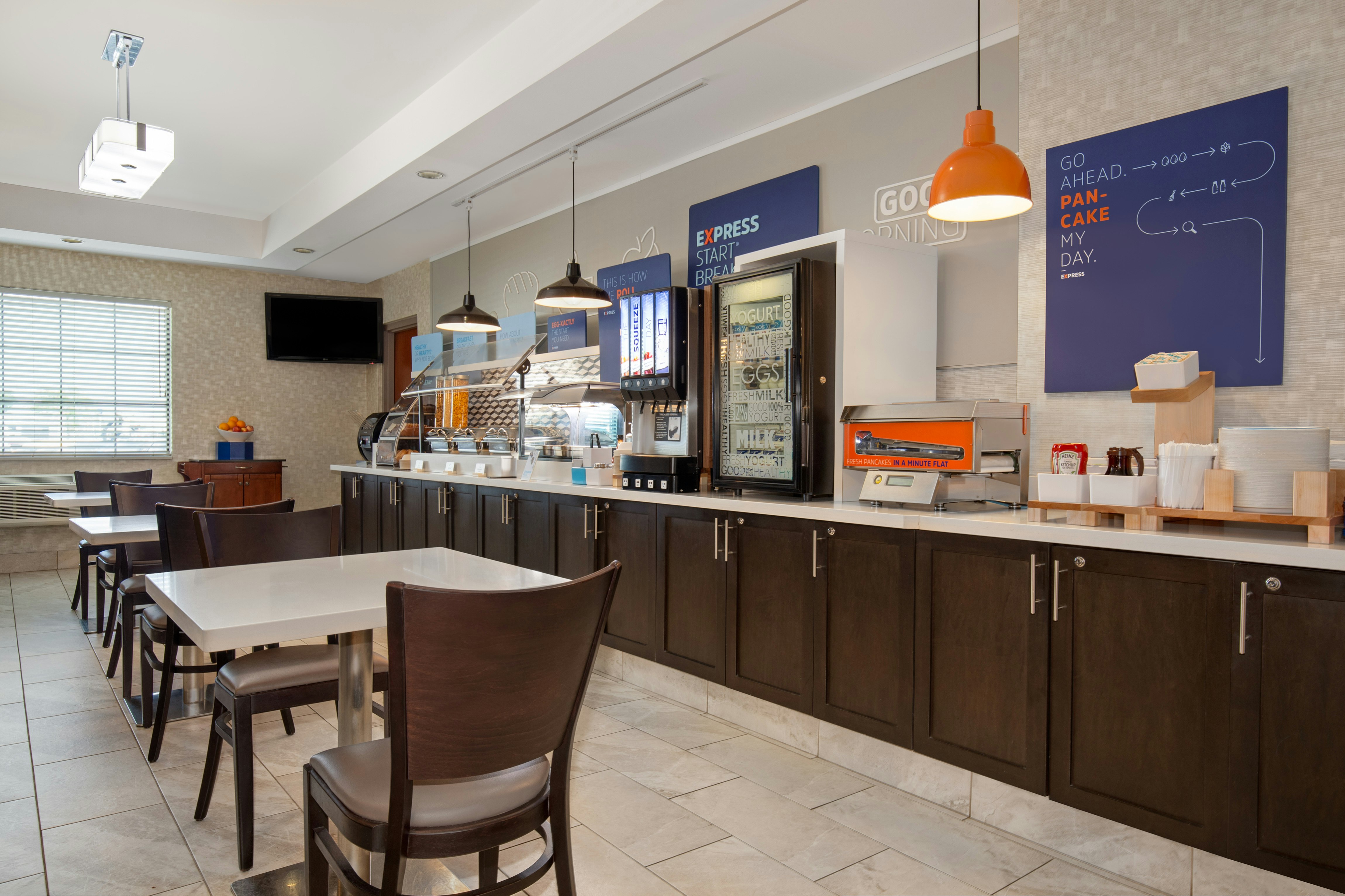 Holiday Inn Express Barrie 52/75