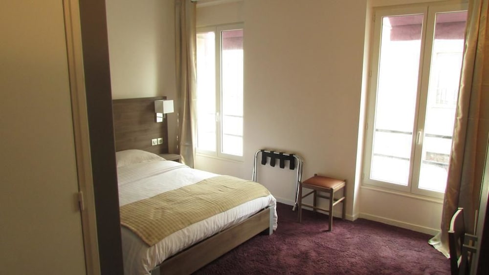 Hotel La Perle Montparnasse 15/33