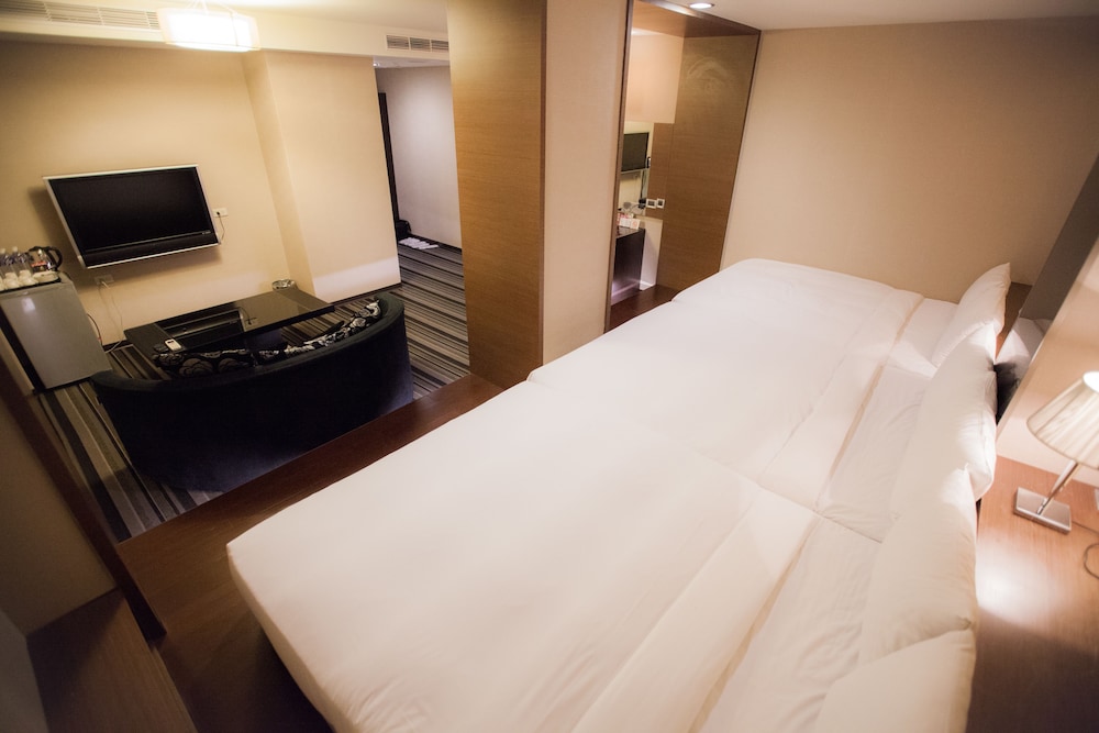Kai Shen Sinsu Hotel 14/55