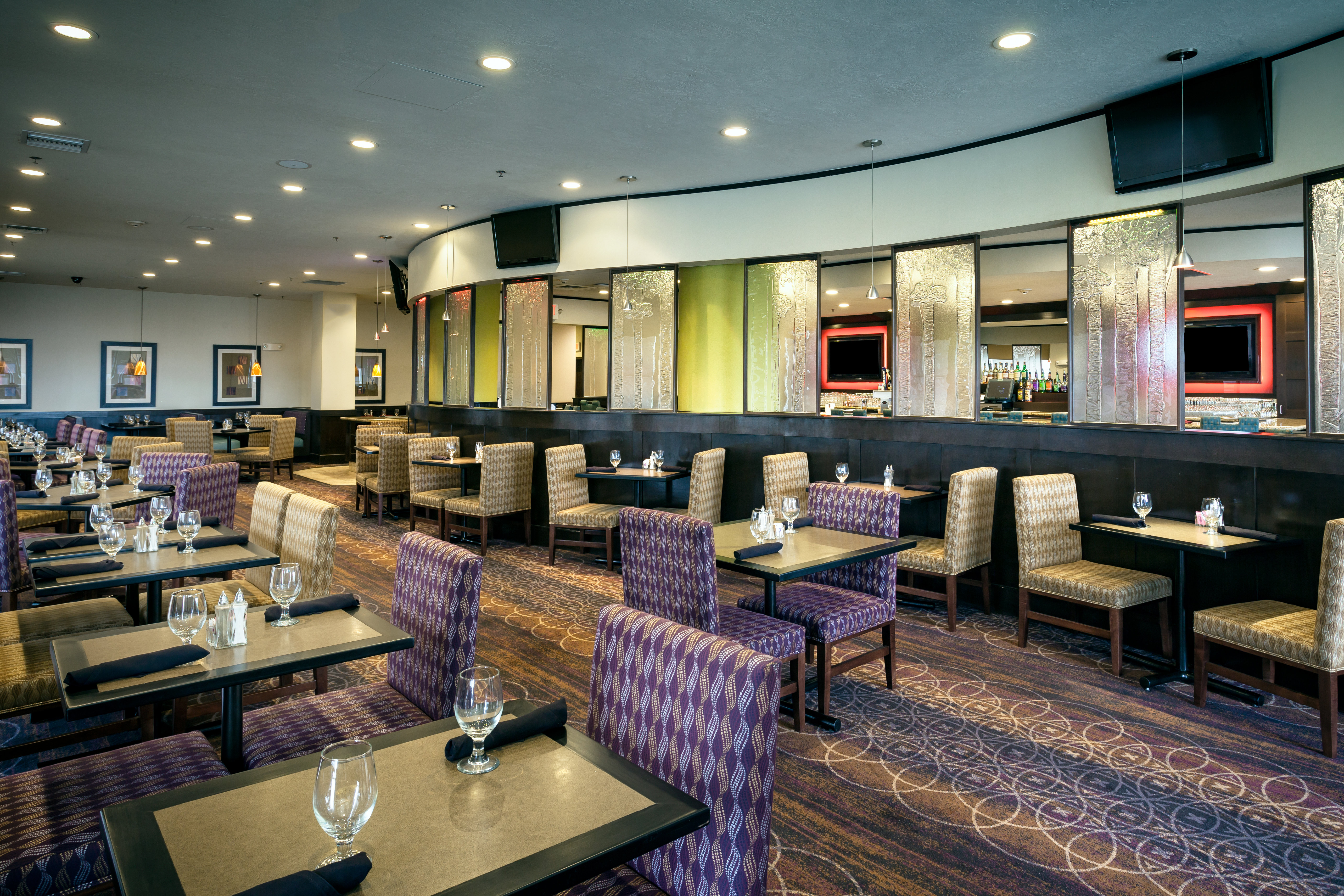 Crowne Plaza Anchorage-Midtown 49/78