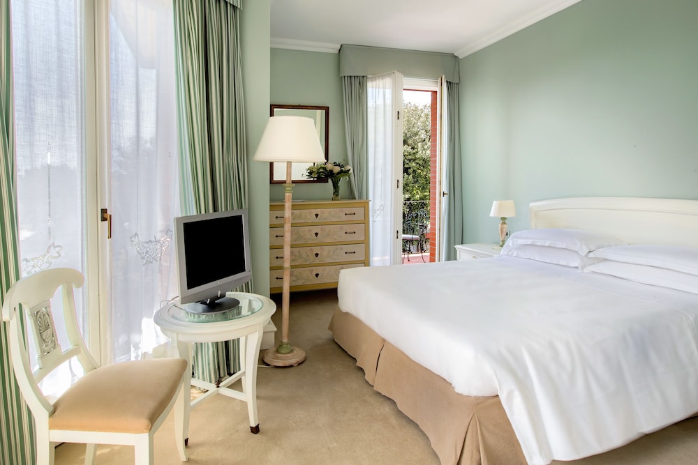 Hotel Franceschi 12/66