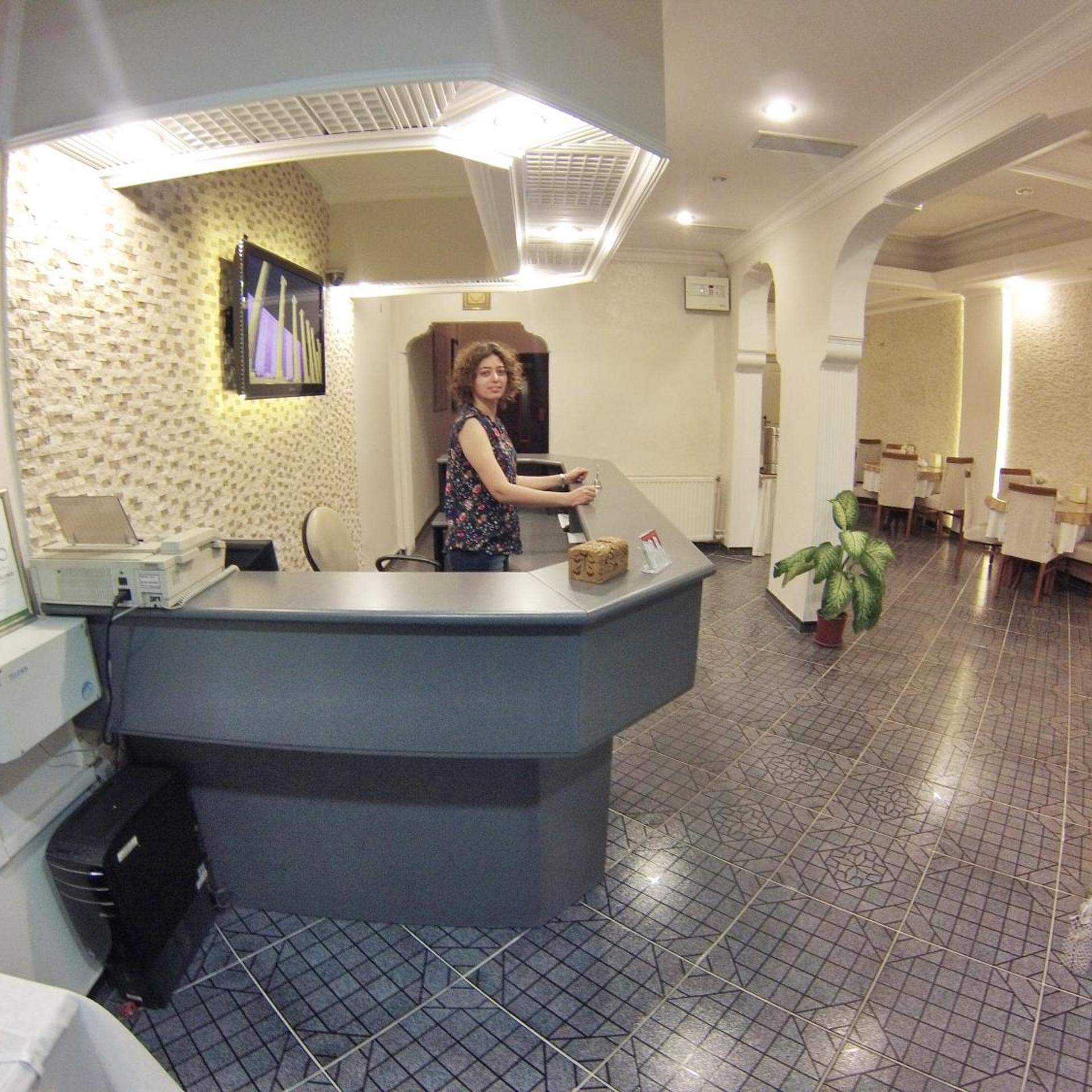 Anil Hotel 9/56