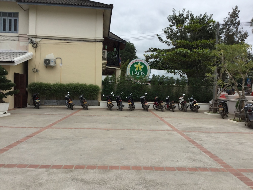 Houngvilai Hotel 39/49
