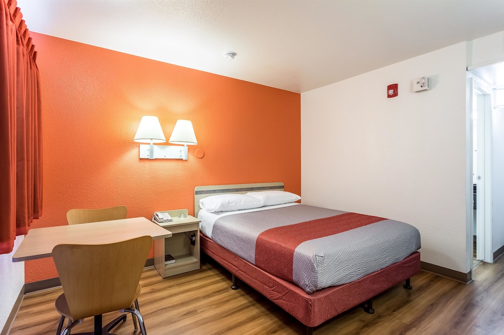 Motel6 Twin Falls, ID 13/43