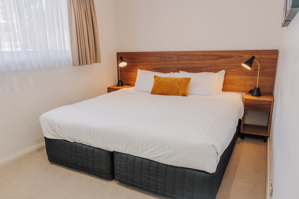 2 Bedrooms, Villa, King and Queen Bed