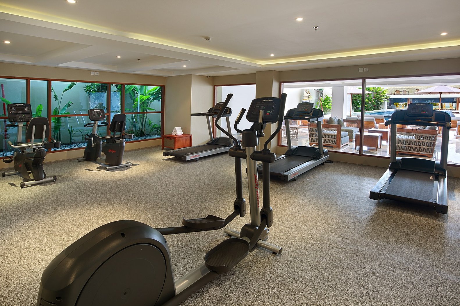 The Bandha Hotel & Suites 67/107