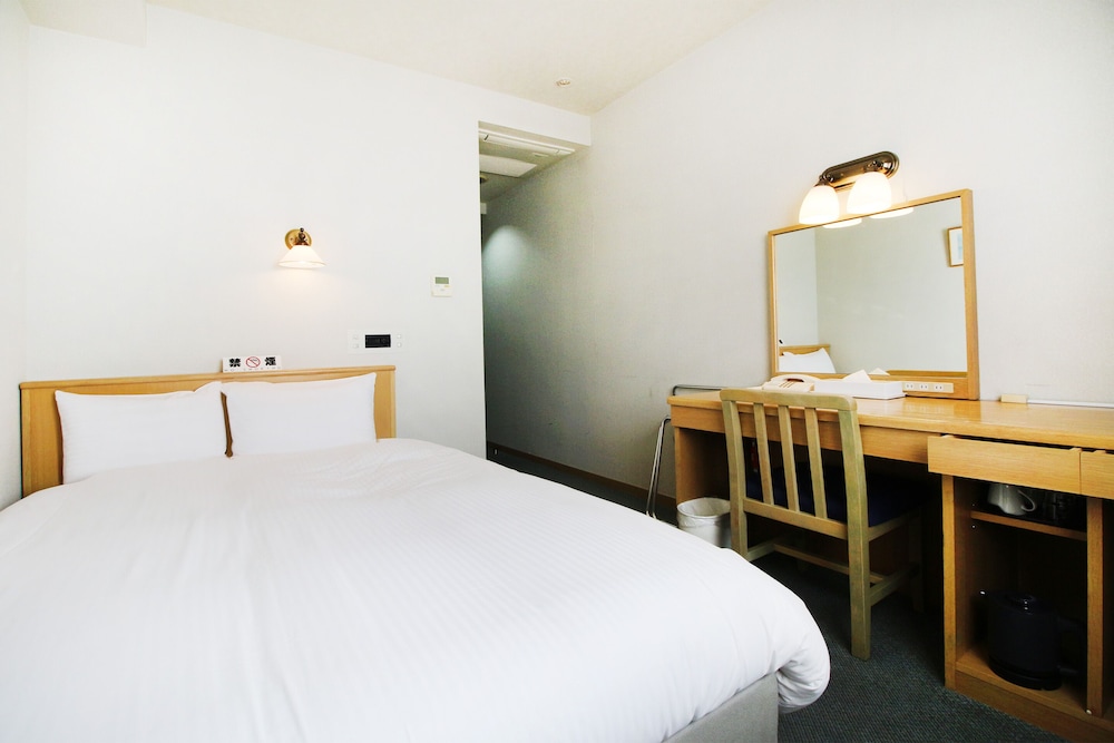Island Hotel 20/60