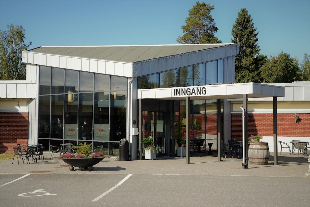 Slobrua Gjestegard 35/40