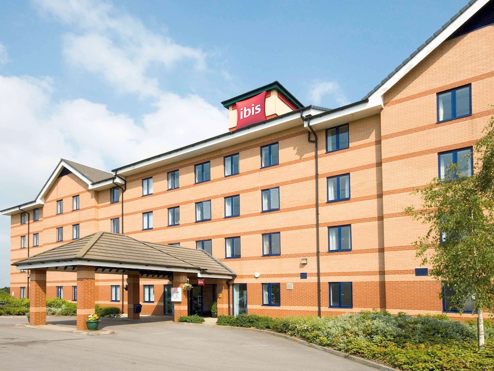 Ibis Rotherham East - M18 - M1 1/44