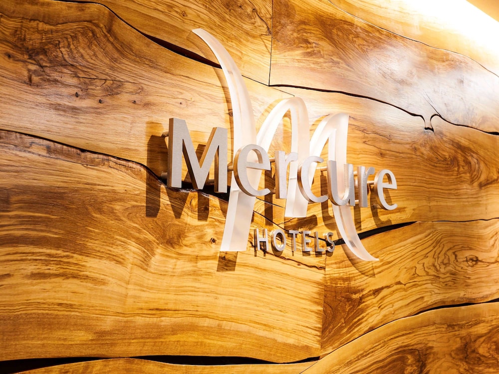 Mercure Newbury West Grange Hotel 28/72