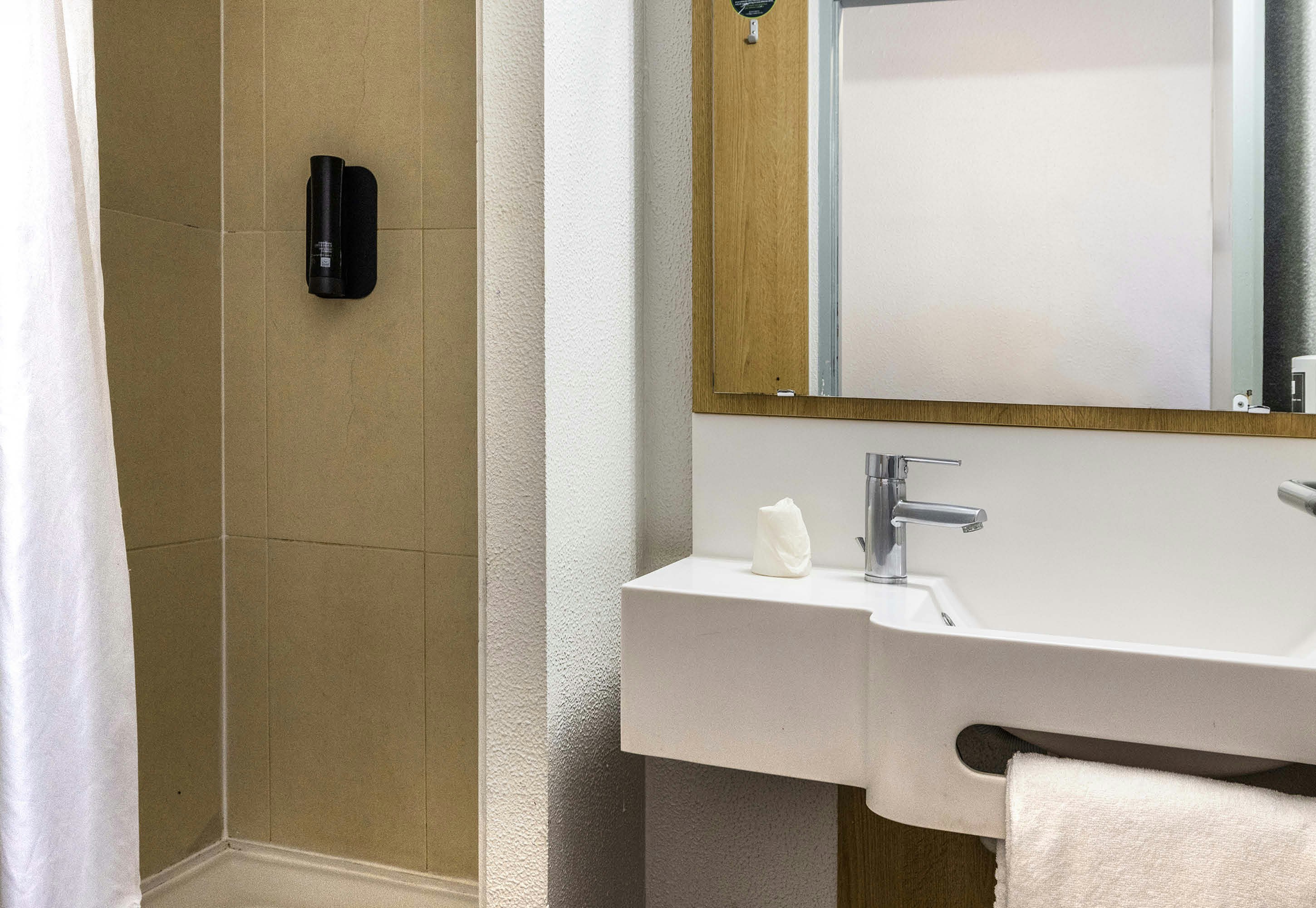 B&B HOTEL Perpignan Nord Aeroport 12/12