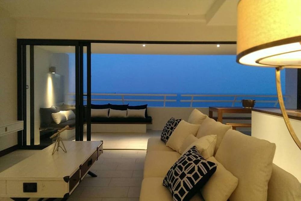 Yambay Hua Hin 13/23