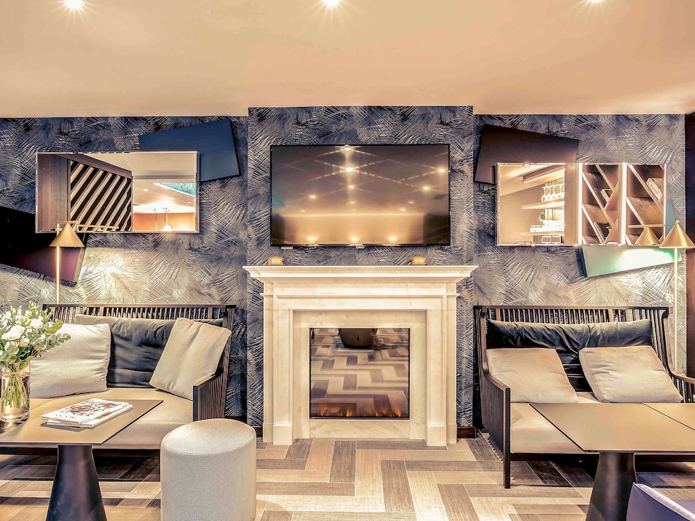 Mercure Paris Arc de Triomphe Etoile 54/72