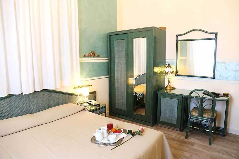 Hotel Olimpia 35/47