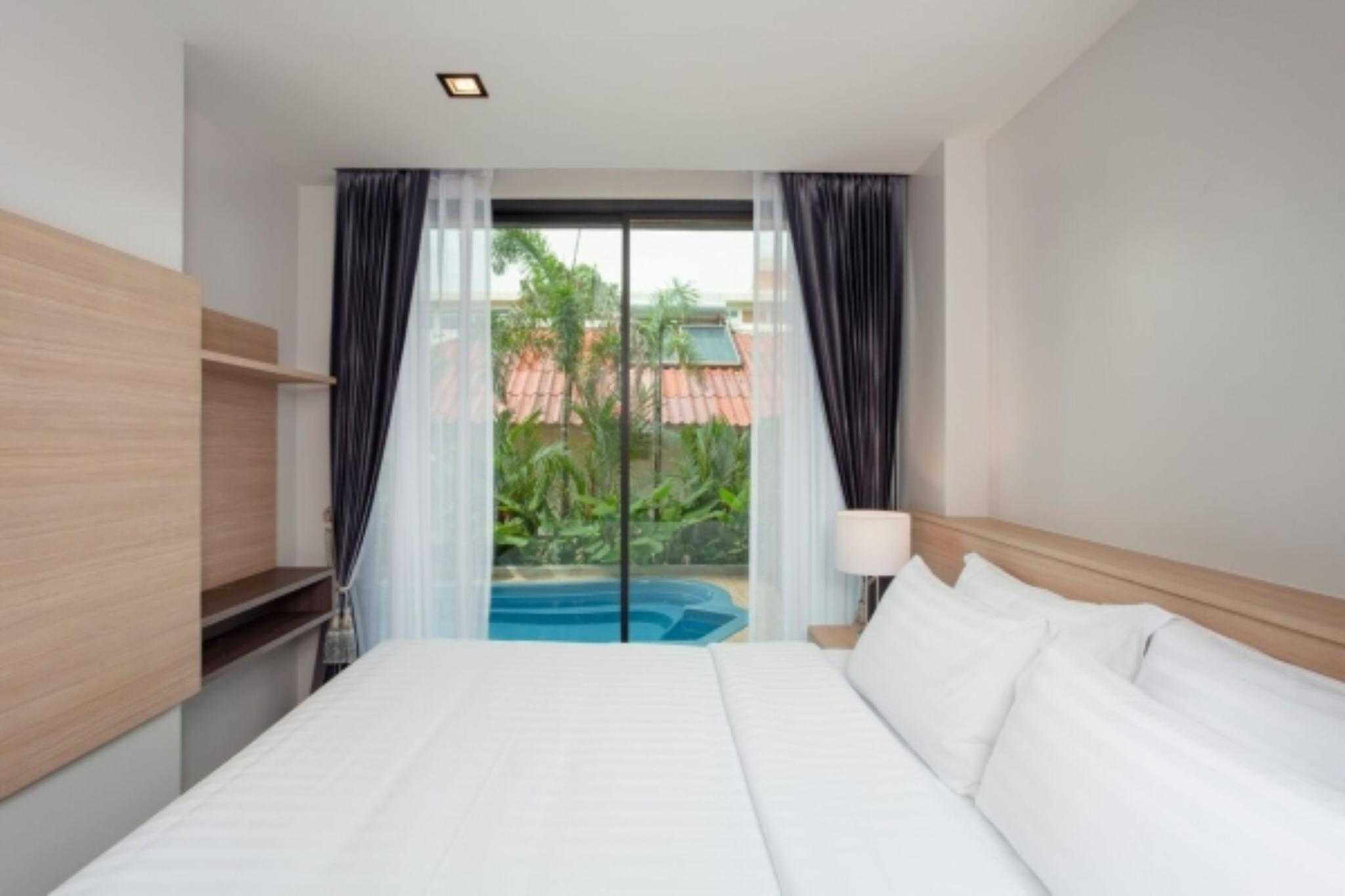 Grand, Deluxe, Double Bed, Plunge Pool