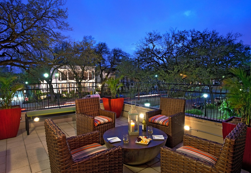 Hotel Tonnelle New Orleans, A Tribute Portfolio Hotel By Marriott 33/49