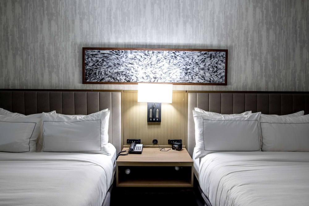 Double Tree By Hilton Sulphur Lake Charles 19/67