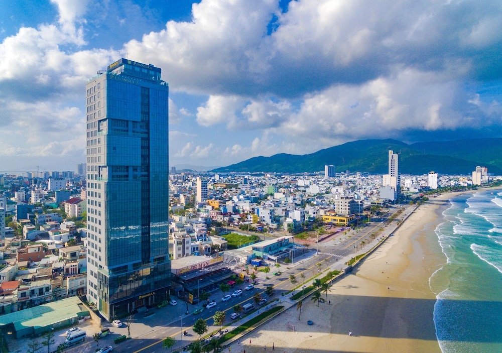 Peninsula Hotel Danang 43/48
