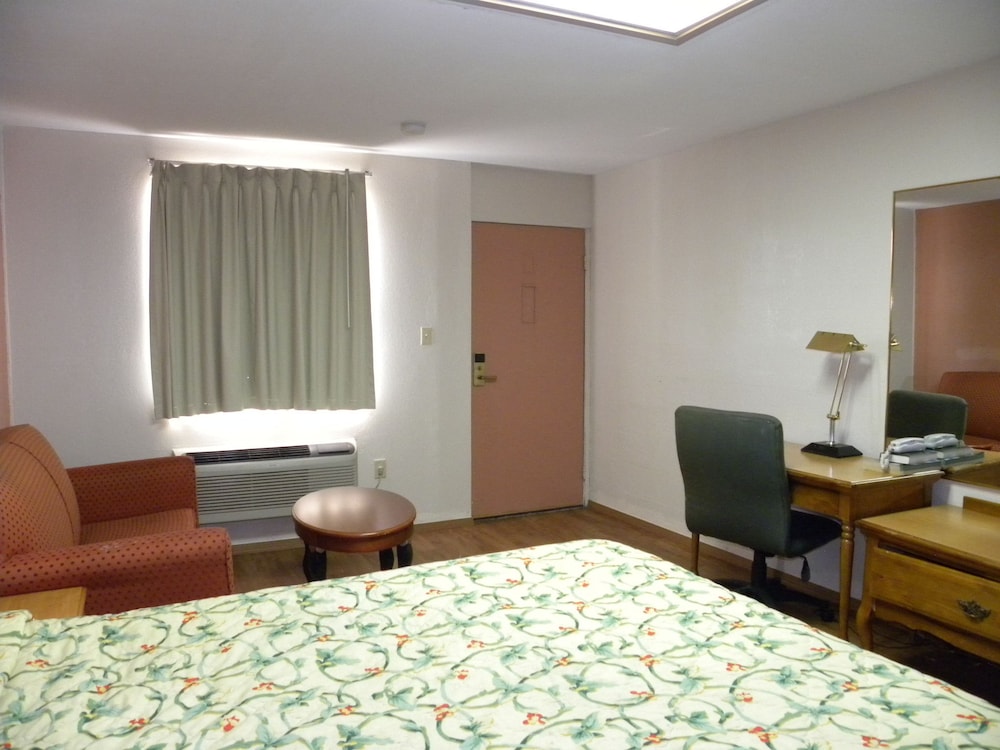 Guest Inn Rogers 15/67