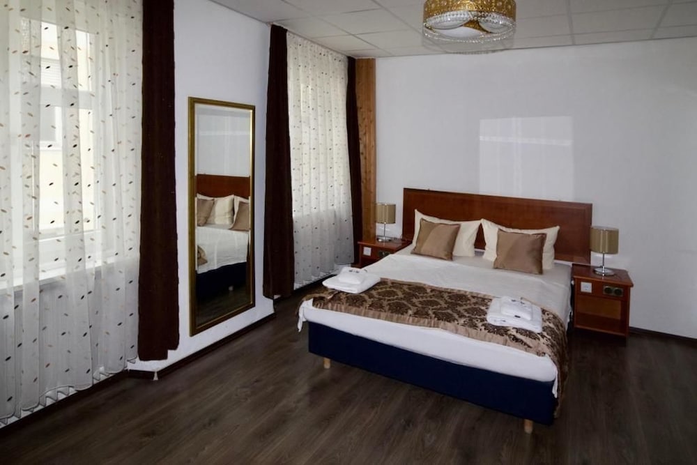 Hotel Goldene Traube 16/50