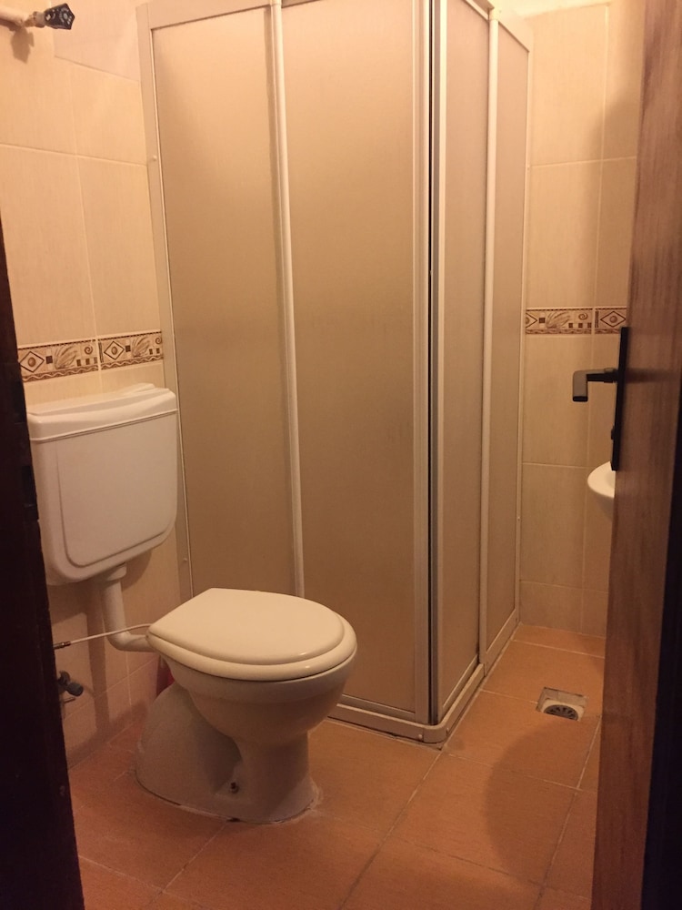 غرفة ثلاثية بثلاثة أسرّة، Hotel Ilhan 3/4