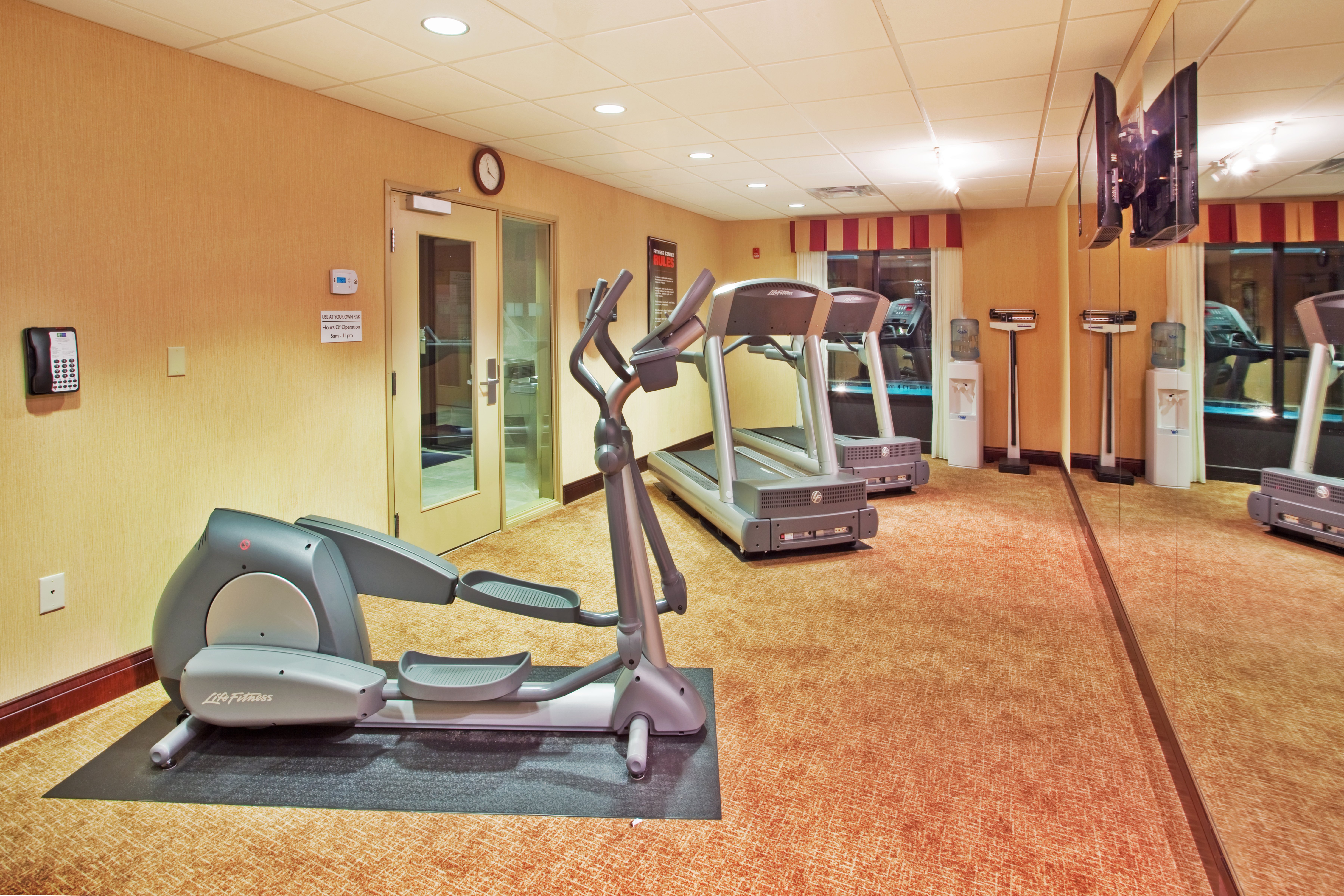 Holiday Inn Express Hotel Suites Atlanta-Cumming 21/31